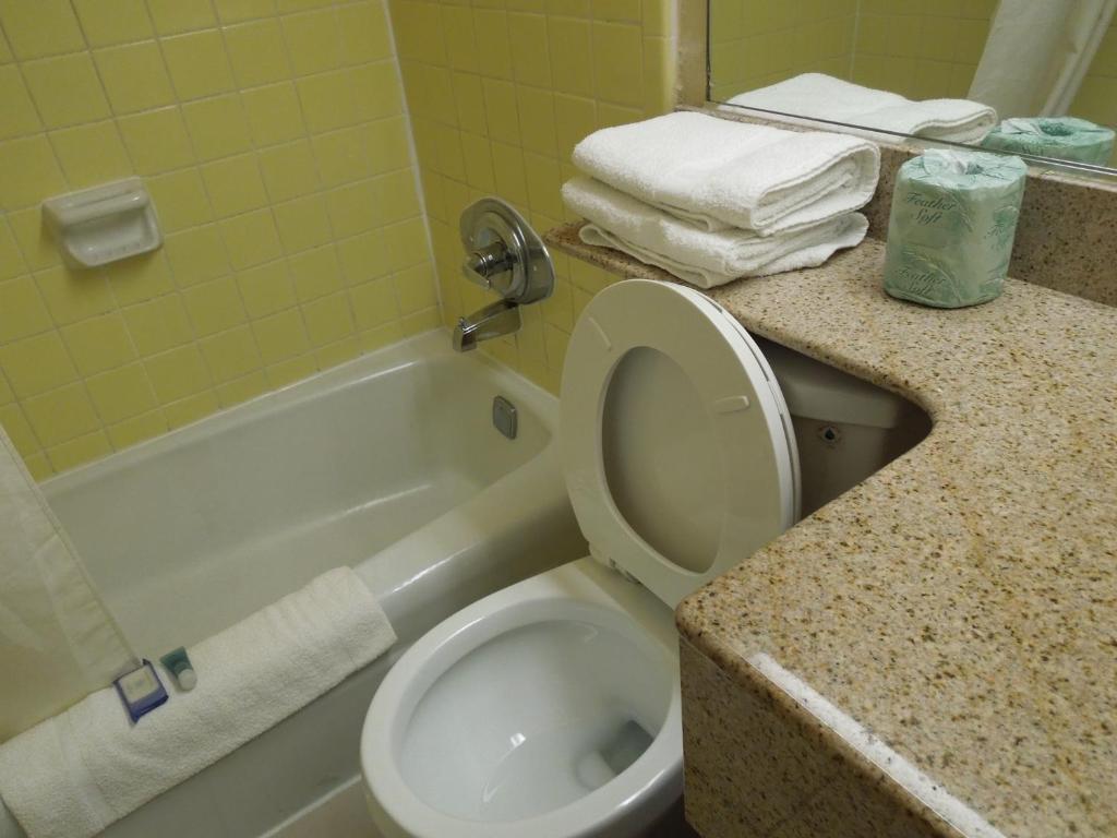 Belmont Inn & Suites Virginia Beach Rom bilde